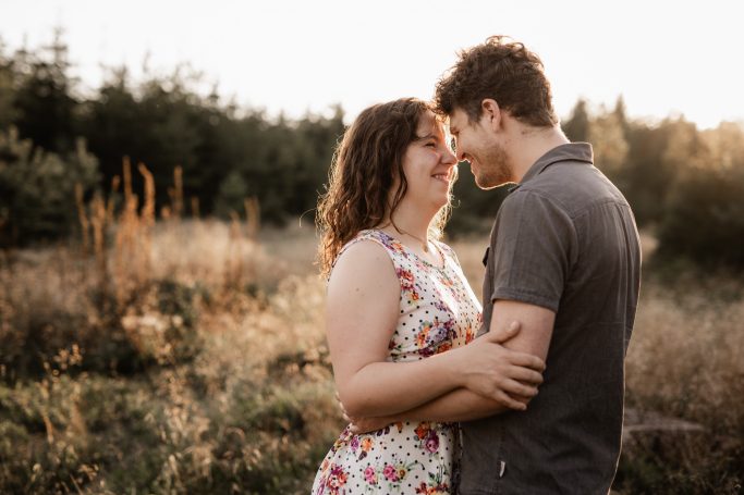 Coupleshooting golden hour